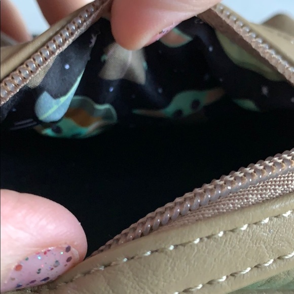 Baby Yoda The Child Grogu Loungefly bag - Picture 4 of 5